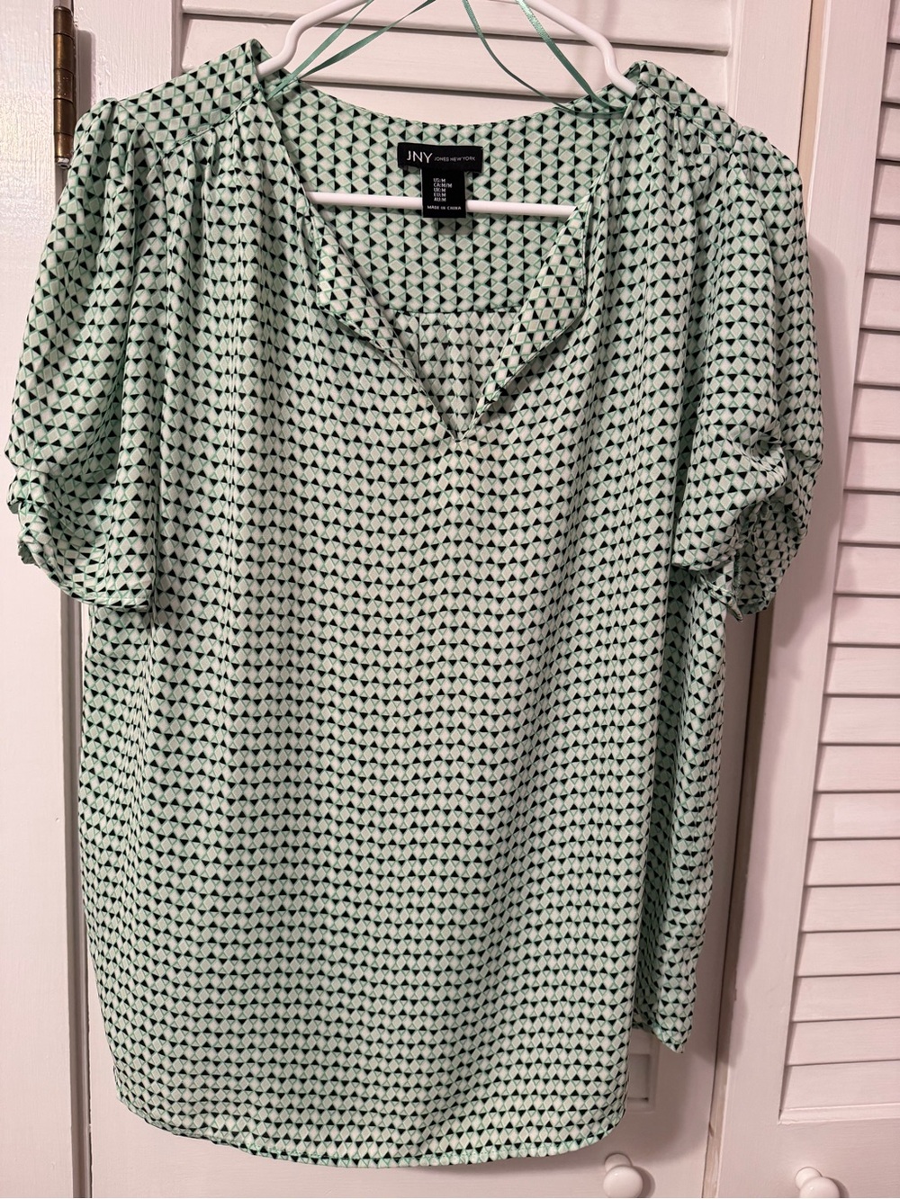 Jones New York Mint Geometric Short-Sleeve Blouse